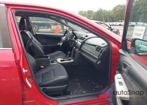 2012 Toyota Camry Se z USA, uszkodzony, nr VIN 4T1BF1FK6CU591174